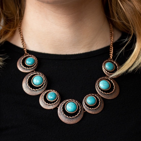 Gorgeous $5 jewelry - Picture 2 of 3